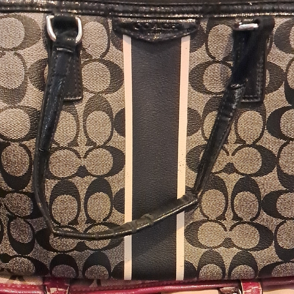 Coach Black and Tan Signature Shoulder Bag - Picture 1 of 7